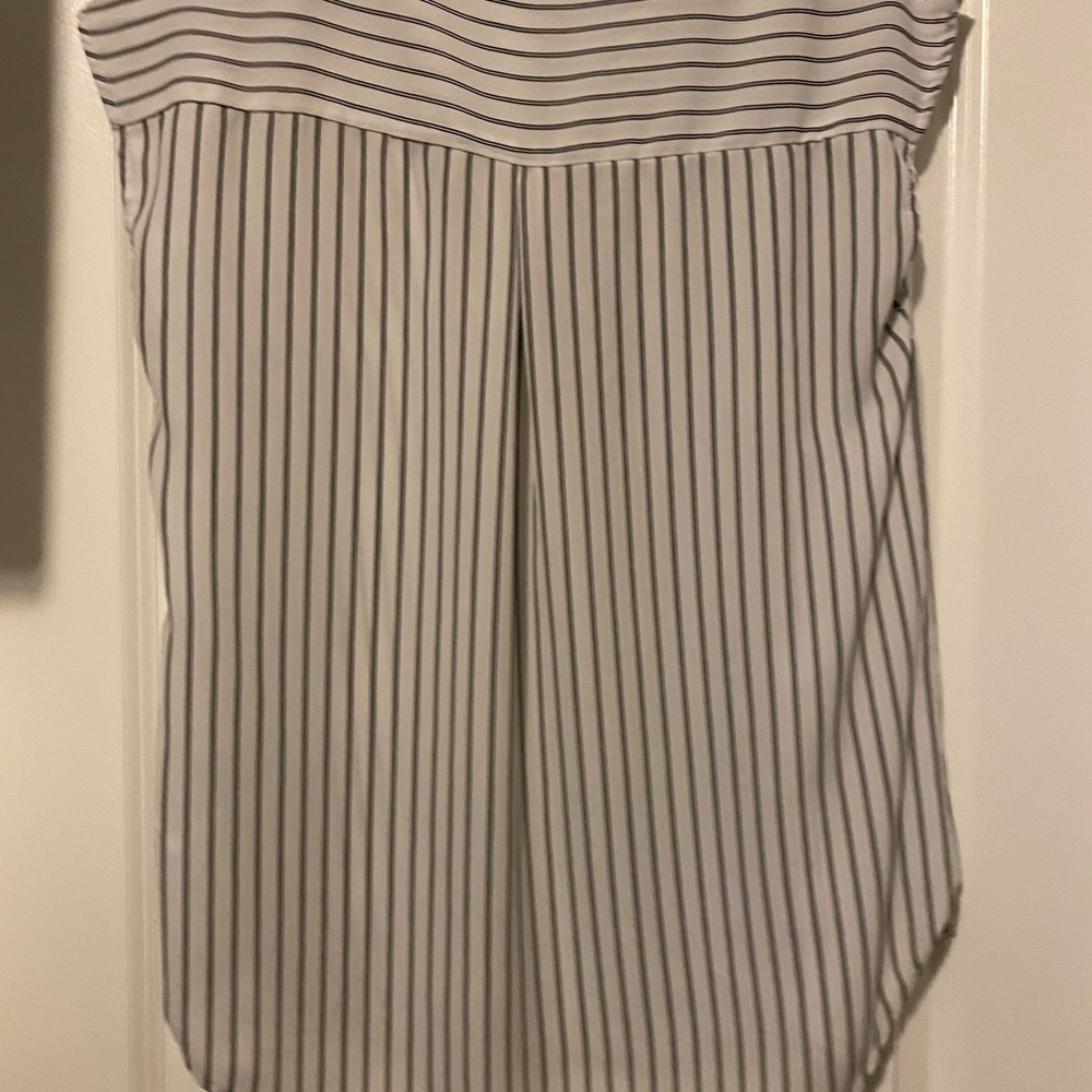 Blouse - Picture 2 of 2